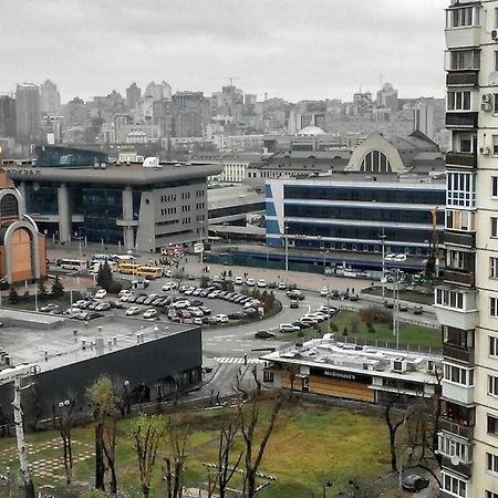 Патриарха Скрипника 7,Жд Вокзал, Ультрамарин Apartment Kiev Exterior photo